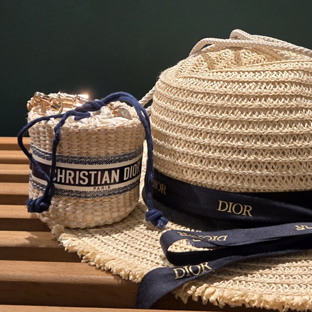 🛍️Dior Blue Crossbody Bag …and hat with a ribbon with a logo ( gift) - Picture 3 of 11